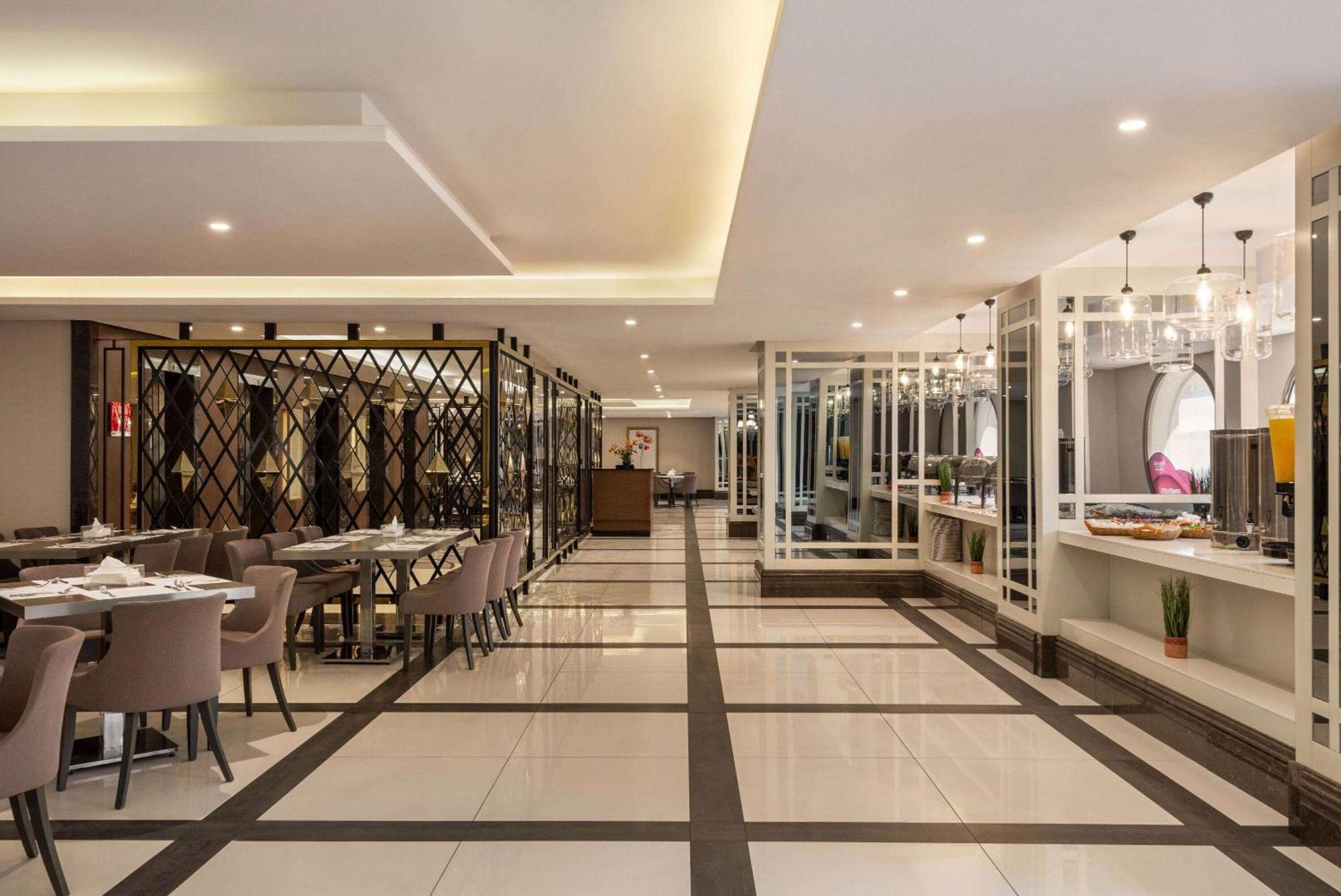 Ramada By Wyndham Makkah Zad Al Tayseer Mekka Eksteriør billede